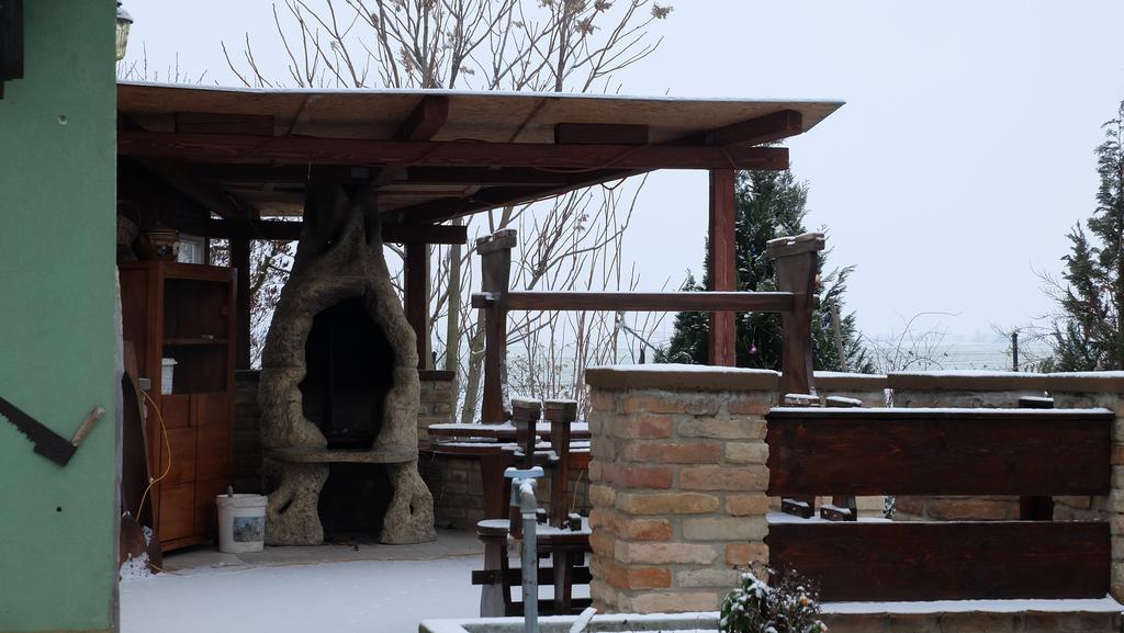 Hotel Nicolaj Vendeghaz Es Tanya Exterior foto